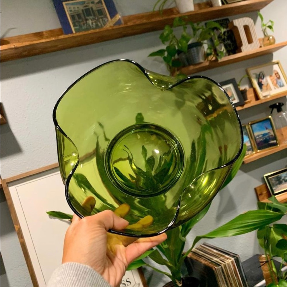 Mid Century Avocado Green Glass w/ Flared Wavy Rim